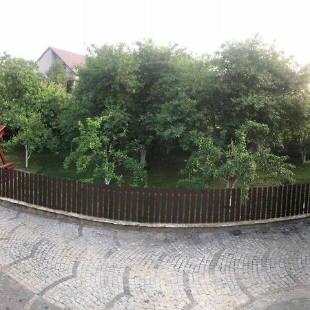 Катерина Hotel Chynadiyovo ภายนอก รูปภาพ