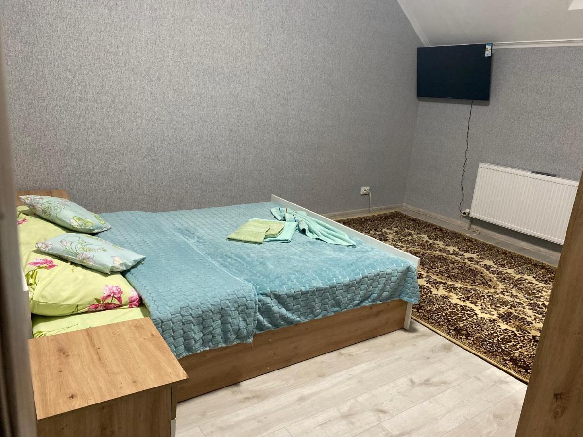 Катерина Hotel Chynadiyovo ภายนอก รูปภาพ