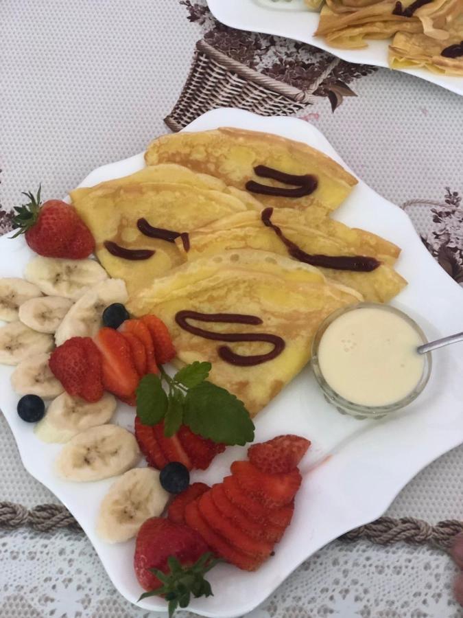 Катерина Hotel Chynadiyovo ภายนอก รูปภาพ
