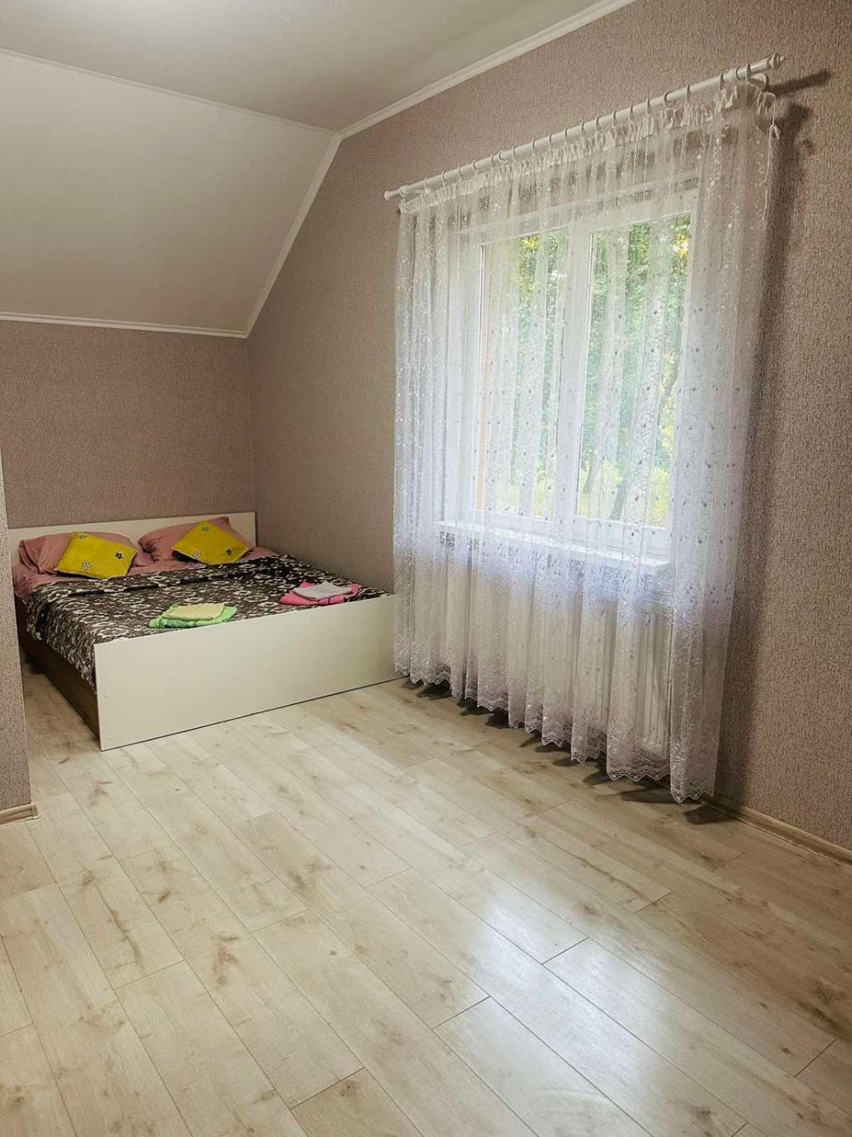 Катерина Hotel Chynadiyovo ภายนอก รูปภาพ